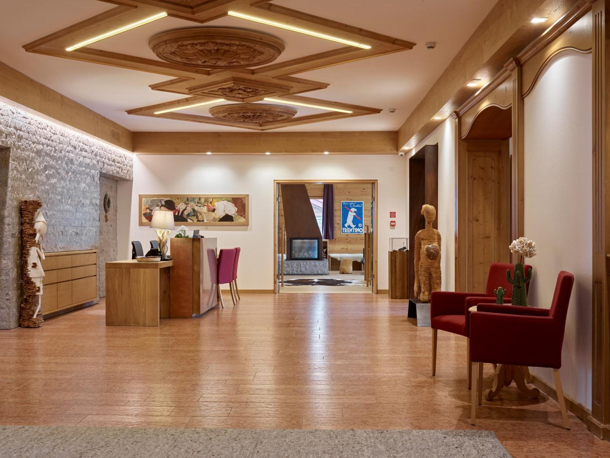 Corona Dolomites Hotel Andalo Eksteriør bilde